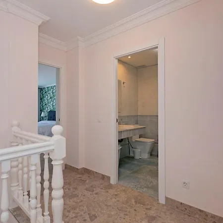 Townhouse With Private Pool! فيلة *