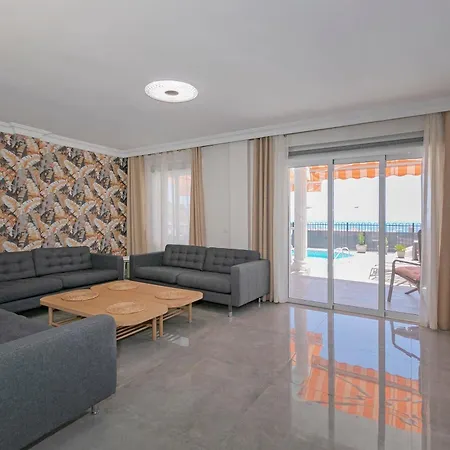 Villa Townhouse With Private Pool! Arona (Tenerife)
