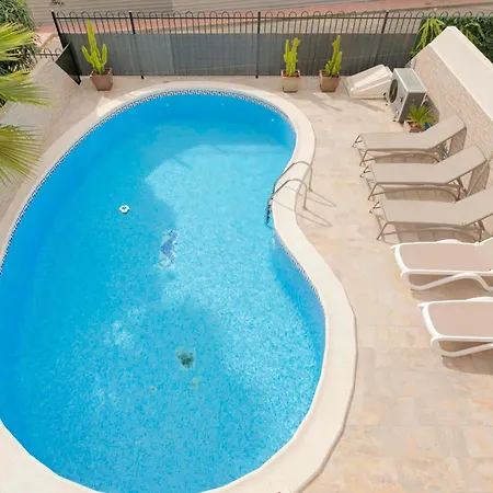 Townhouse With Private Pool! Villa