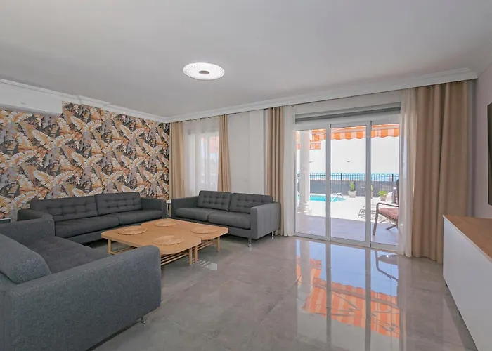 Villa Townhouse With Private Pool! Arona (Tenerife)