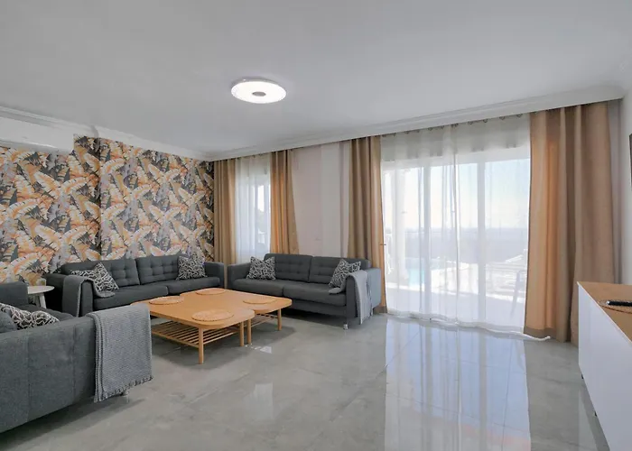 Βίλα Townhouse With Private Pool! Arona (Tenerife)