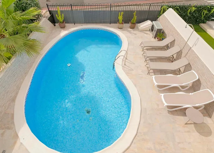 Townhouse With Private Pool! Βίλα