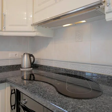 וילה Townhouse With Private Pool! ארונה