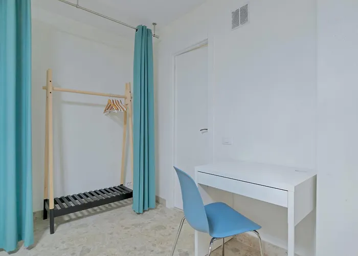 Townhouse With Private Pool! *