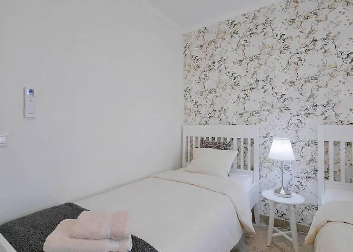 Townhouse With Private Pool! أرونا