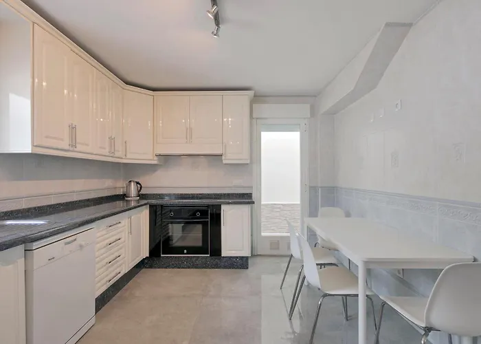 فيلة Townhouse With Private Pool!