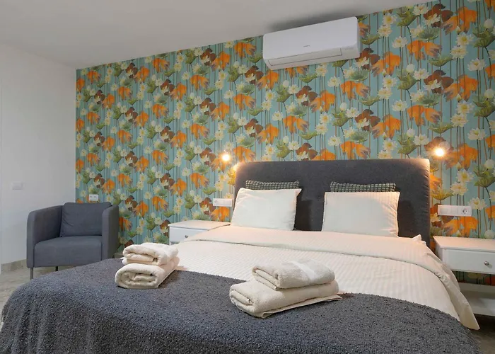 Townhouse With Private Pool! فيلة